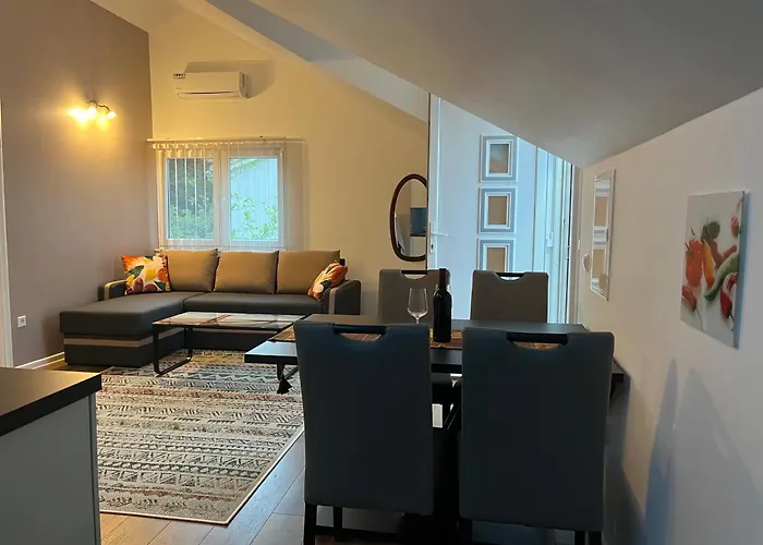 Americana דירה *