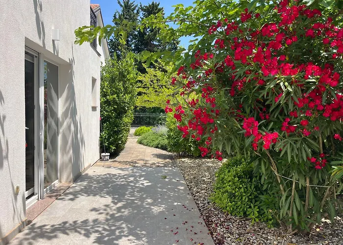 Americana דירה *